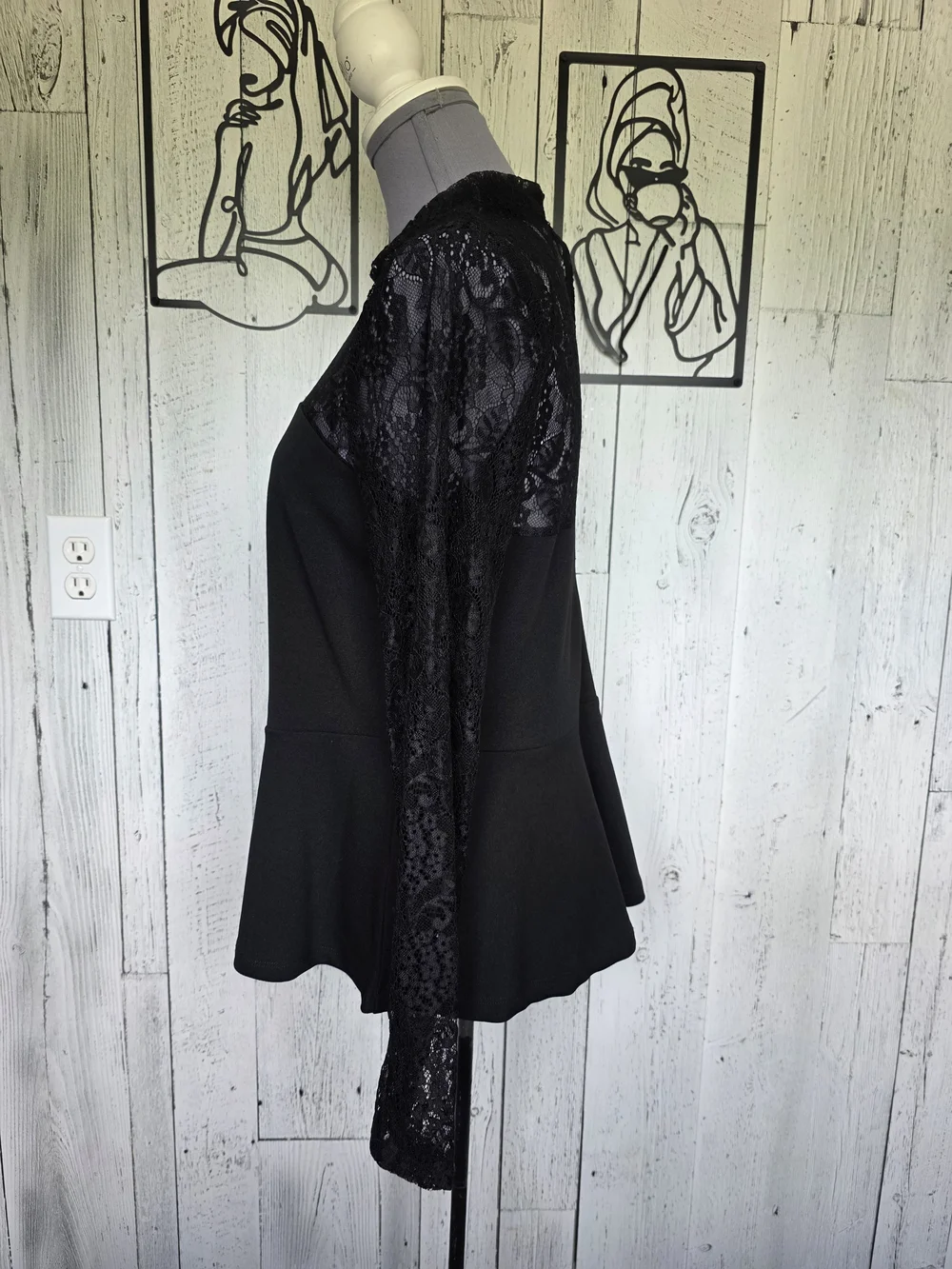 Revamped Black Lace Peplum Top Mock Neck Sweetheart Blouse Est. XL - Picture 5 of 11